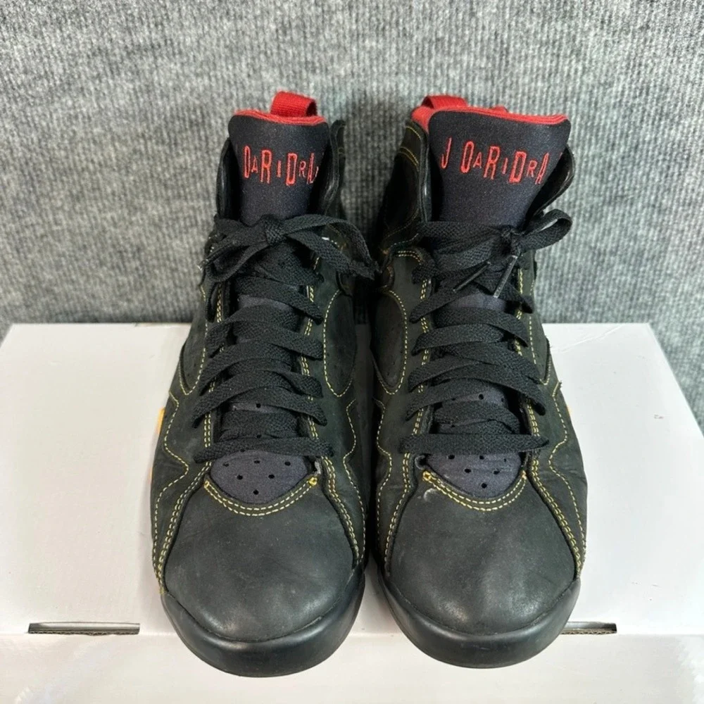 Jordan heel silhouette comfortable